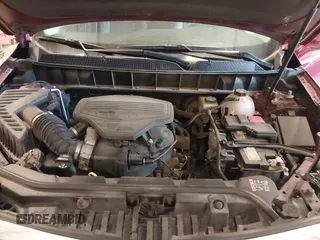 2018 Cadillac XT5 Premium Luxury AWD z VIN 1GYKNFRS6JZ114464, wystawiony jako IAAI lot #42320302 z przebiegiem 61 231 mil mil oraz . Historia ofert i sprzedaży dostępna na DreamBid. Obrazek 10.