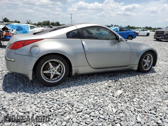 2004 Nissan 350Z Touring with VIN JN1AZ34D34T152547, listed as a Copart auction lot 55356615 with 220,165 mi miles and Clean Title. Bid and sale history available at carsss.com. Image 3.