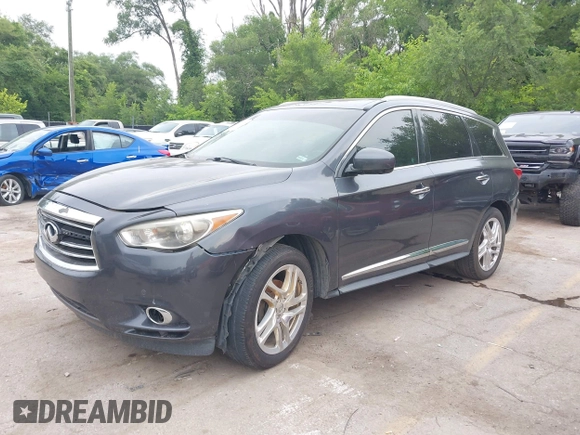 2013 Infiniti JX35 z VIN 5N1AL0MM4DC347324, wystawiony jako IAAI lot #42489374 z przebiegiem 191 122 mil mil oraz . Historia ofert i sprzedaży dostępna na DreamBid. Obrazek 2.