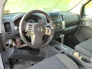 2018 Nissan Frontier Pro-4X z VIN 1N6AD0CW6JN758113, wystawiony jako IAAI lot #42843708 z przebiegiem Nie podano mil oraz . Historia ofert i sprzedaży dostępna na DreamBid. Obrazek 22.