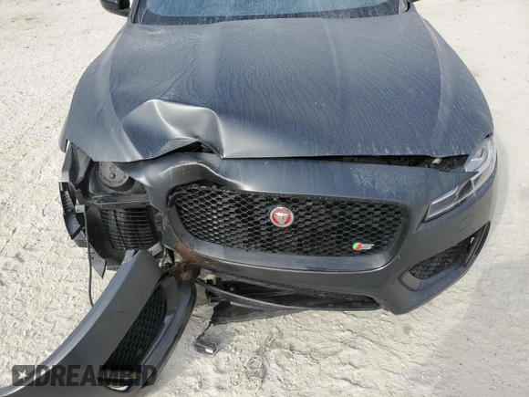 2020 Jaguar F-Pace S with VIN SADCM2FV3LA658852, listed as a Copart auction lot 44826025 with 25,574 mi miles and Salvage title. Bid and sale history available at DreamBid. Image 12.