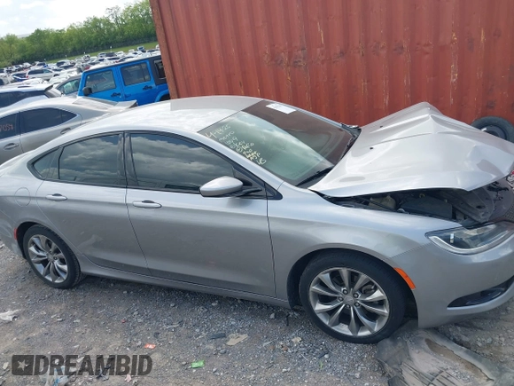 2015 Chrysler 200 S z VIN 1C3CCCBB5FN591009, wystawiony jako IAAI lot #42092195 z przebiegiem 75 943 mil mil oraz . Historia ofert i sprzedaży dostępna na DreamBid. Obrazek 12.