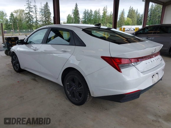 2023 Hyundai Elantra Blue z VIN KMHLM4AJ2PU082893, wystawiony jako IAAI lot #42322492 z przebiegiem 40 715 mil mil oraz . Historia ofert i sprzedaży dostępna na DreamBid. Obrazek 3.