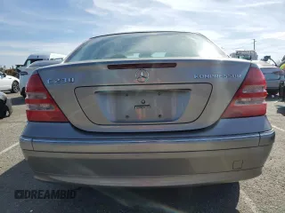 2003 Mercedes-Benz C 230 Kompressor with VIN WDBRF40J03F433176, listed as a Copart auction lot 45996935 with 206,876 mi miles and Salvage Title. Bid and sale history available at DreamBid. Image 6.