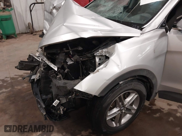 2017 Hyundai Santa Fe 2.4L with VIN 5XYZTDLB3HG488692, listed as a IAAI auction lot 42289211 with 82,290 mi miles and . Bid and sale history available at DreamBid. Image 6.