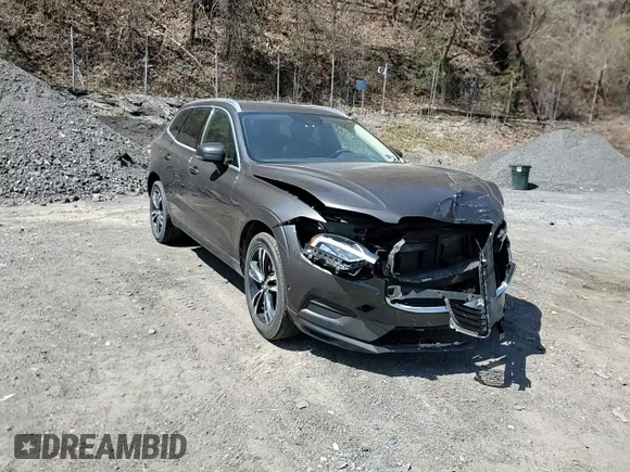 2019 Volvo XC60 Momentum с VIN LYV102RK3KB215365, выставлен на аукционе Copart как лот 53096075 с пробегом Не указан миль и Списание • Salvage title. История ставок и продаж доступна на DreamBid. Изображение 14.