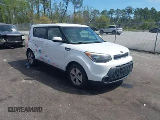 2016 Kia Soul with VIN KNDJN2A21G7403486, listed as a IAAI auction lot 41913168 with 119,247 mi miles. Bid and sale history available at carsss.com. Image 1.