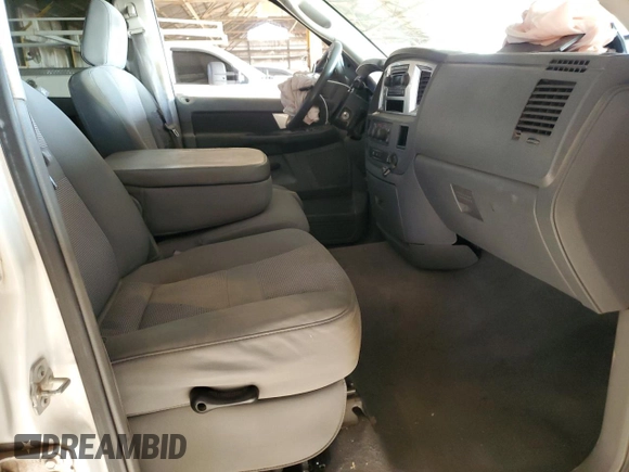 2009 Dodge Ram 2500 SLT with VIN 3D7KR28L79G515908, listed as a Copart auction lot 43397755 with 252,955 mi miles and Salvage Title. Bid and sale history available at carsss.com. Image 7.