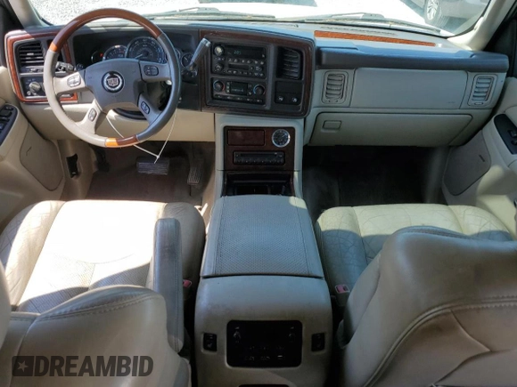 2005 Cadillac Escalade z VIN 1GYEK63N95R118426, wystawiony jako Copart lot #52681345 z przebiegiem 247 972 mil mil oraz Szkoda całkowita • Salvage title. Historia ofert i sprzedaży dostępna na DreamBid. Obrazek 8.