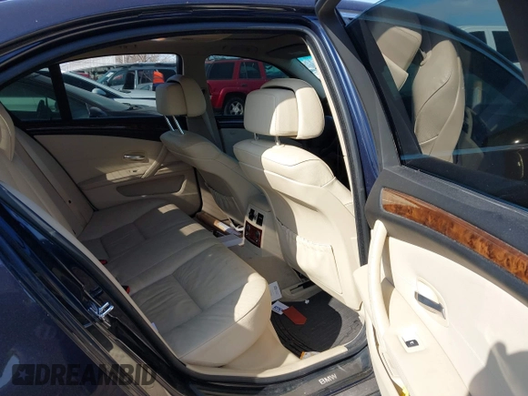 2009 BMW 5 Series 528i with VIN WBANU53559C122165, listed as a IAAI auction lot 41420321 with 148,320 mi miles and . Bid and sale history available at carsss.com. Image 8.