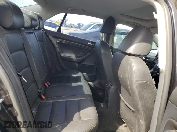 2010 Volkswagen Jetta Wolfsburg Edition with VIN 3VWRJ7AJ1AM050728, listed as a Copart auction lot 49259105 with 161,034 mi miles and Salvage title. Bid and sale history available at DreamBid. Image 10.