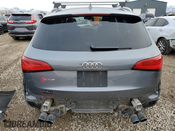 2014 Audi SQ5 Premium Plus z VIN WA1CGAFP0EA011899, wystawiony jako Copart lot #86581494 z przebiegiem 144 559 mil mil oraz Szkoda całkowita • Salvage title. Historia ofert i sprzedaży dostępna na DreamBid. Obrazek 6.