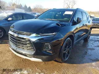 2019 Chevrolet Blazer with VIN 3GNKBGRS1KS658798, listed as a IAAI auction lot 41215976 with 58,893 mi miles. Bid and sale history available at carsss.com. Image 2.