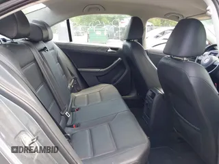 2012 Volkswagen Jetta SE с VIN 3VWDP7AJXCM074182, выставлен на аукционе IAAI как лот 42452135 с пробегом 168 974 миль миль и . История ставок и продаж доступна на DreamBid. Изображение 8.