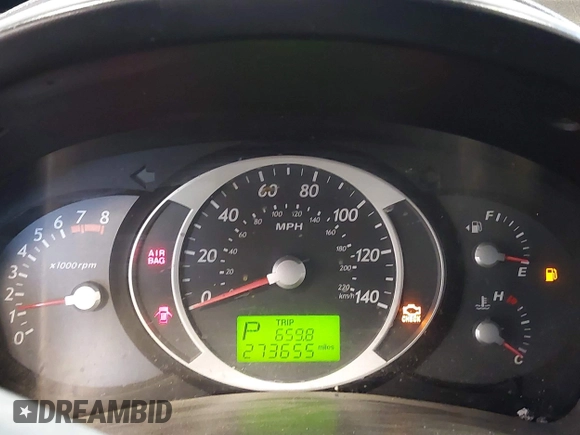 2006 Hyundai Tucson GL with VIN KM8JM12B96U252484, listed as a IAAI auction lot 42100855 with 273,655 mi miles. Bid and sale history available at carsss.com. Image 7.