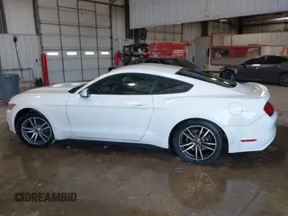 2016 Ford Mustang EcoBoost z VIN 1FA6P8TH9G5232220, wystawiony jako IAAI lot #42175822 z przebiegiem 181 414 mil mil oraz . Historia ofert i sprzedaży dostępna na DreamBid. Obrazek 14.