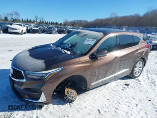 2020 Acura RDX z VIN 5J8TC2H31LL012029, wystawiony jako IAAI lot #41632709 z przebiegiem 46 951 mil mil oraz . Historia ofert i sprzedaży dostępna na DreamBid. Obrazek 2.