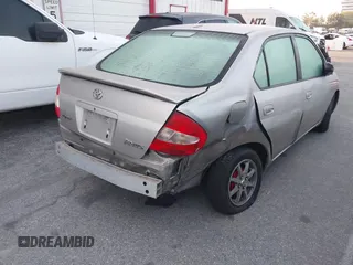 2002 Toyota Prius z VIN JT2BK18U620059498, wystawiony jako IAAI lot #41841301 z przebiegiem 248 718 mil mil oraz . Historia ofert i sprzedaży dostępna na DreamBid. Obrazek 4.