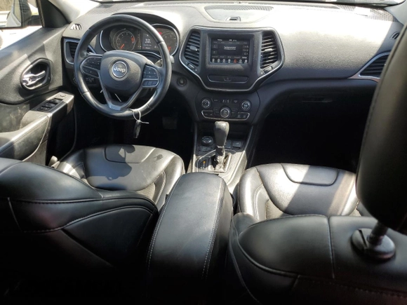2019 Jeep Cherokee Latitude Plus with VIN 1C4PJMLB2KD199130, listed as a Copart auction lot 54549035 with 99,128 mi miles and Salvage Title. Bid and sale history available at carsss.com. Image 8.