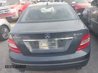 2009 Mercedes-Benz C-Class 3.0L Sport with VIN WDDGF81X49F232057, listed as a IAAI auction lot 41901618 with 136,343 mi miles. Bid and sale history available at carsss.com. Image 16.
