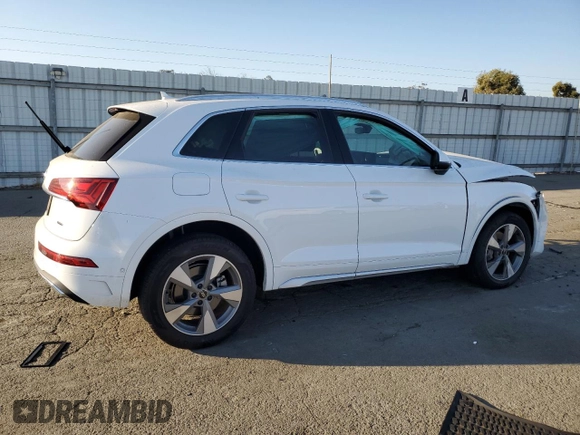 2023 Audi Q5 Prestige with VIN WA1CBAFYXP2010893, listed as a Copart auction lot 73429024 with 0 mi miles and Salvage Title. Bid and sale history available at carsss.com. Image 3.