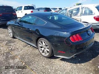 2015 Ford Mustang EcoBoost z VIN 1FA6P8TH3F5353923, wystawiony jako IAAI lot #42182603 z przebiegiem 86 599 mil mil oraz . Historia ofert i sprzedaży dostępna na DreamBid. Obrazek 3.