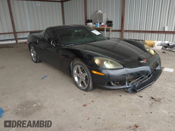 2008 Chevrolet Corvette with VIN 1G1YY25W485118824, listed as a IAAI auction lot 41611892 with 91,121 mi miles. Bid and sale history available at carsss.com. Image 1.