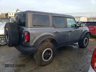 2022 Ford Bronco with VIN 1FMEE5DP3NLB87781, listed as a Copart auction lot 45737175 with 39,760 mi miles and Salvage title. Bid and sale history available at DreamBid. Image 3.