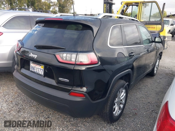 2019 Jeep Cherokee Latitude z VIN 1C4PJLCB2KD455843, wystawiony jako IAAI lot #42779247 z przebiegiem 65 576 mil mil oraz . Historia ofert i sprzedaży dostępna na DreamBid. Obrazek 4.