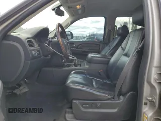 2009 GMC Yukon Denali z VIN 1GKFK03289R254554, wystawiony jako Copart lot #55094455 z przebiegiem 200 207 mil mil oraz Szkoda całkowita • Salvage title. Historia ofert i sprzedaży dostępna na DreamBid. Obrazek 7.