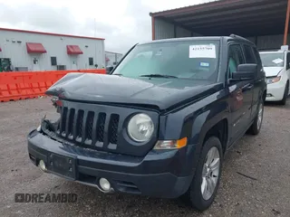 2014 Jeep Patriot Limited with VIN 1C4NJRCB8ED728752, listed as a IAAI auction lot 42155709 with 107,511 mi miles and . Bid and sale history available at DreamBid. Image 17.