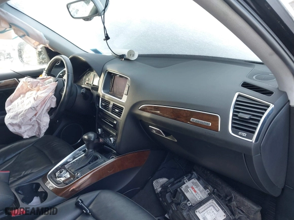 2015 Audi Q5 Premium Plus with VIN WA1DGAFPXFA103589, listed as a IAAI auction lot 41351837 with 144,979 mi miles. Bid and sale history available at carsss.com. Image 5.