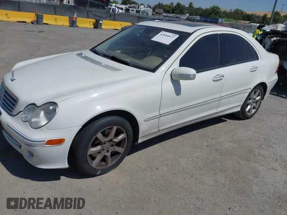 2007 Mercedes-Benz C 280 Luxury with VIN WDBRF54H47F865241, listed as a IAAI auction lot 42604637 with Not provided miles and . Bid and sale history available at DreamBid. Image 2.