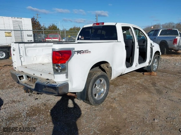 2007 Toyota Tundra SR5 with VIN 5TFRV54107X020677, listed as a IAAI auction lot 41732876 with 1 mi miles. Bid and sale history available at carsss.com. Image 4.
