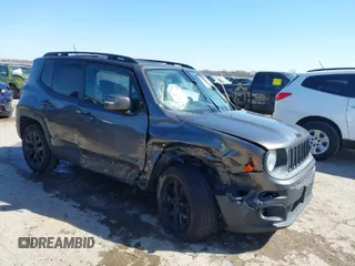 2016 Jeep Renegade Latitude with VIN ZACCJBBT2GPD23466, listed as a IAAI auction lot 41772246 with 175,898 mi miles. Bid and sale history available at carsss.com. Image 1.