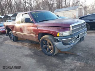 2000 Dodge Ram 1500 with VIN 3B7HC13Y2YM202185, listed as a IAAI auction lot 41409972 with 226,932 mi miles. Bid and sale history available at carsss.com. Image 1.