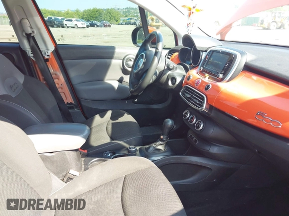 2016 FIAT 500X Easy с VIN ZFBCFYBT0GP326753, выставлен на аукционе IAAI как лот 42416394 с пробегом 90 433 миль миль и . История ставок и продаж доступна на DreamBid. Изображение 5.