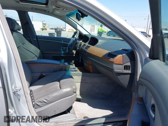 2003 BMW 7 Series 745i with VIN WBAGL63423DP66443, listed as a IAAI auction lot 41993529 with 163,993 mi miles and . Bid and sale history available at DreamBid. Image 5.