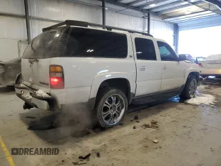 2004 Chevrolet Suburban Z71 with VIN 3GNFK16Z94G310219, listed as a Copart auction lot 45228915 with 341,057 mi miles and Salvage Title. Bid and sale history available at carsss.com. Image 3.
