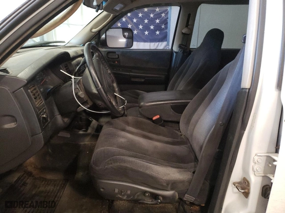 2004 Dodge Dakota Sport with VIN 1D7HG38NX4S635016, listed as a Copart auction lot 85332484 with 281,187 mi miles and Non Repairable. Bid and sale history available at carsss.com. Image 7.