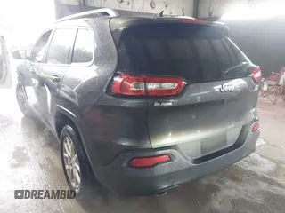 2016 Jeep Cherokee Latitude with VIN 1C4PJLCB1GW206686, listed as a IAAI auction lot 41568397 with 165,980 mi miles. Bid and sale history available at carsss.com. Image 3.