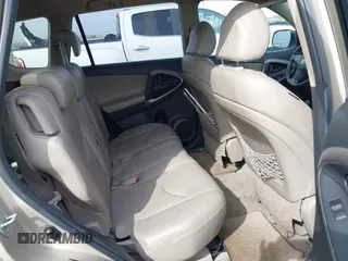 2007 Toyota RAV4 Limited with VIN JTMZD31V676038668, listed as a IAAI auction lot 41952011 with 164,071 mi miles. Bid and sale history available at carsss.com. Image 8.
