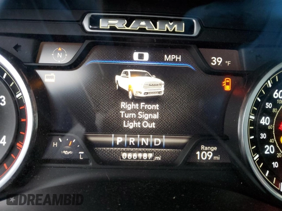 2019 Ram 2500 Laramie with VIN 3C6UR5NL8KG685586, listed as a Copart auction lot 82000234 with 66,187 mi miles and Salvage Title. Bid and sale history available at carsss.com. Image 9.