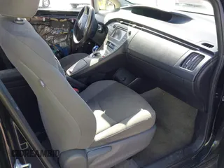 2015 Toyota Prius Four with VIN JTDKN3DU8F1875855, listed as a IAAI auction lot 41942209 with 275,120 mi miles. Bid and sale history available at carsss.com. Image 5.