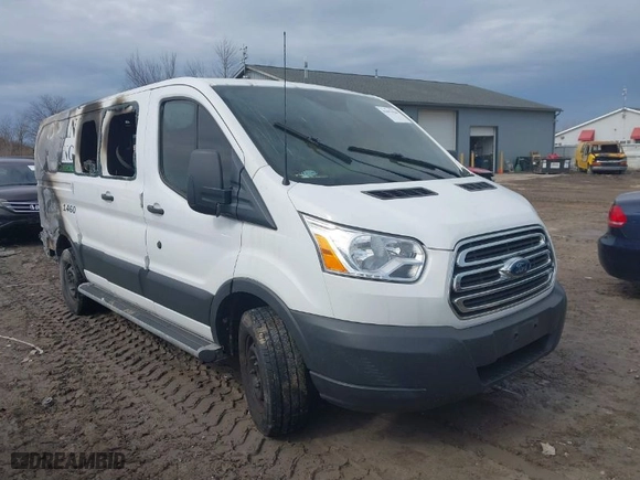 2018 Ford Transit Van with VIN 1FTYR1ZM1JKA65272, listed as a IAAI auction lot 41697964 with 1 mi miles. Bid and sale history available at carsss.com. Image 1.