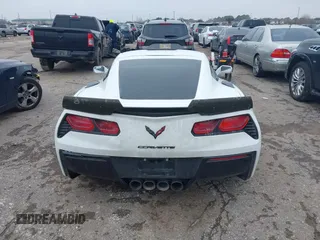 2015 Chevrolet Corvette Z51 2LT с VIN 1G1YK2D73F5114787, выставлен на аукционе IAAI как лот 41432386 с пробегом Не указан миль и . История ставок и продаж доступна на DreamBid. Изображение 16.