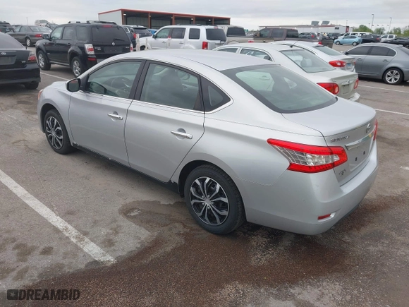 2015 Nissan Sentra S with VIN 3N1AB7AP0FY231596, listed as a IAAI auction lot 42086308 with 220,451 mi miles. Bid and sale history available at carsss.com. Image 3.
