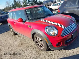 2012 MINI Clubman z VIN WMWZF3C54CT189265, wystawiony jako IAAI lot #41378532 z przebiegiem 95 999 mil mil oraz . Historia ofert i sprzedaży dostępna na DreamBid. Obrazek 1.