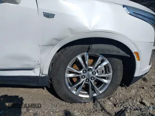 2020 Cadillac XT5 Premium Luxury AWD with VIN 1GYKNDRS7LZ113038, listed as a IAAI auction lot 42040298 with 42,707 mi miles and . Bid and sale history available at DreamBid. Image 6.