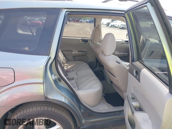2009 Subaru Forester X с VIN JF2SH63639H733423, выставлен на аукционе IAAI как лот 42480971 с пробегом 196 501 миль миль и . История ставок и продаж доступна на DreamBid. Изображение 8.